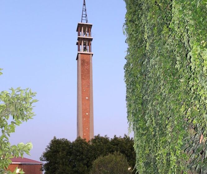 فندق فئة نجمة واحدة Lantana Garden