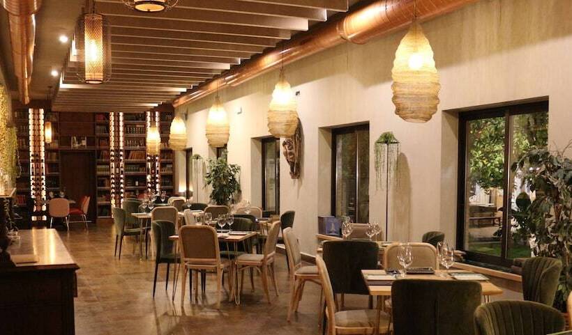 فندق فئة نجمة واحدة Lantana Garden