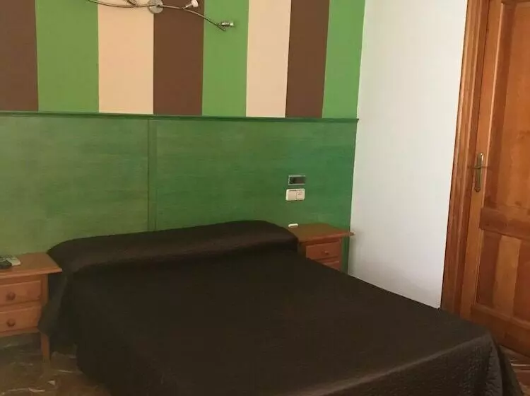 ホテル Arcos Rosalejo Coruña