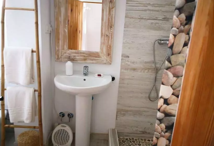 Majatalo Bungalows Castillejos   Adults Only