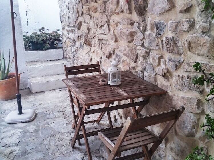 بنسيون Bungalows Castillejos   Adults Only