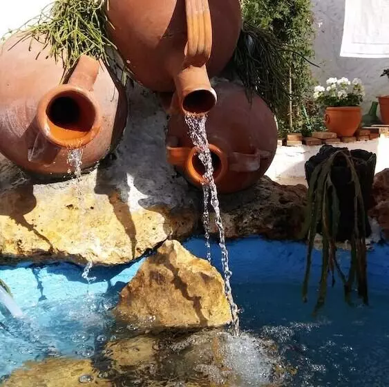 Majatalo Cuevaalegria