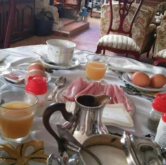 Majatalo Cuevaalegria