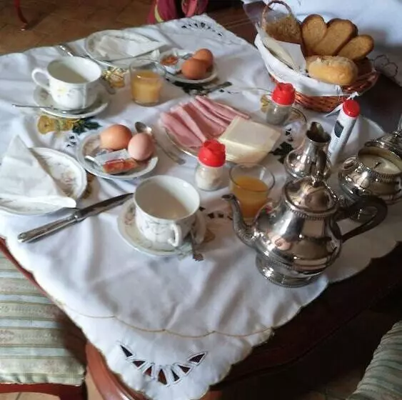 Majatalo Cuevaalegria