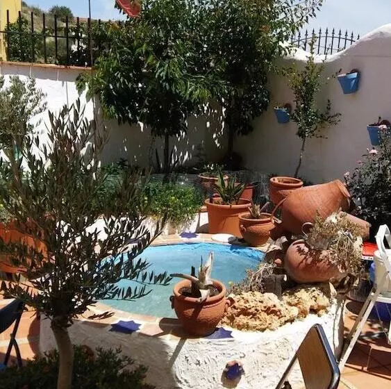 Majatalo Cuevaalegria