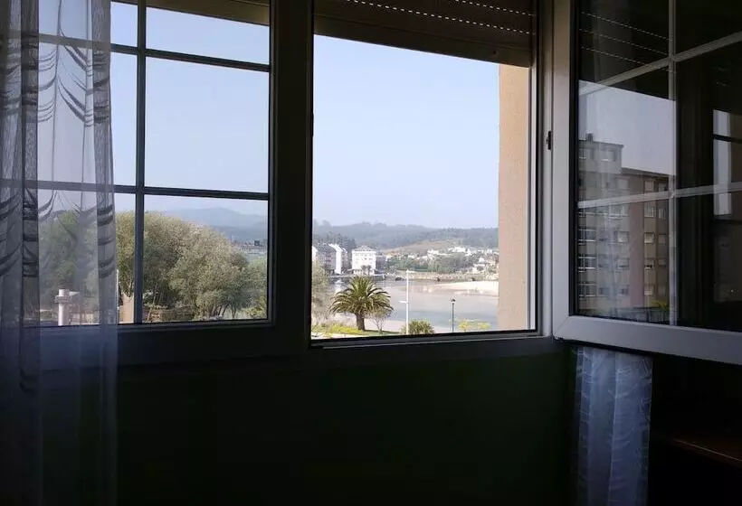 ペンション Hostal Buenavista