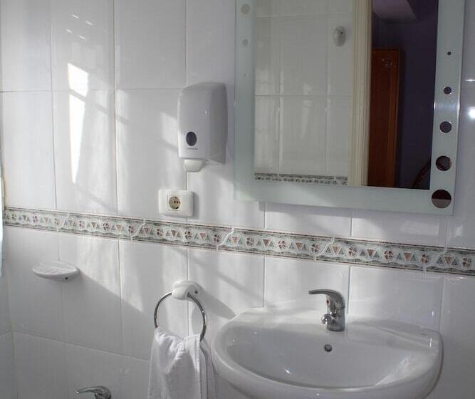 پانسیون Hostal Buenavista