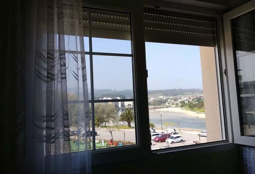 ペンション Hostal Buenavista