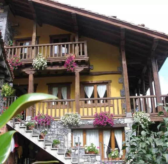 Majatalo La Posada De Cucayo