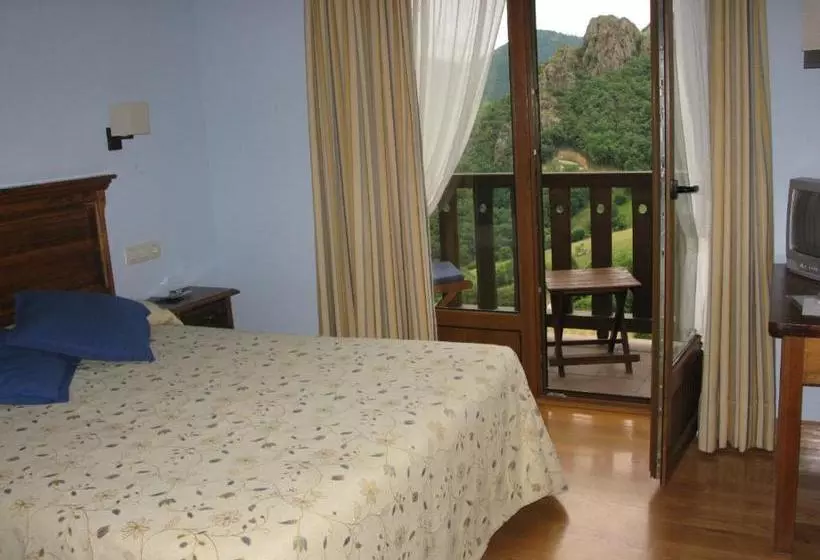 Majatalo La Posada De Cucayo