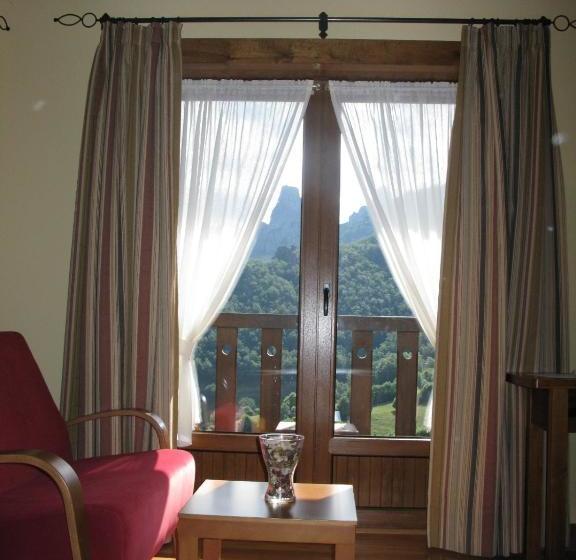 Pensão La Posada De Cucayo