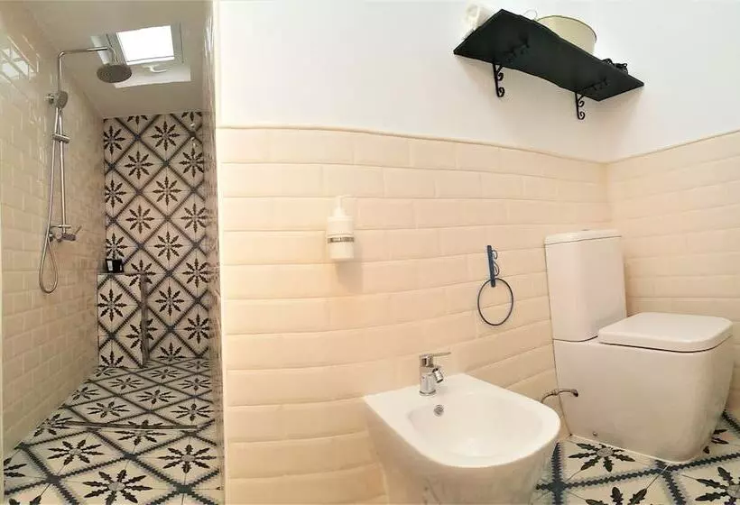 ペンション Los Canaritos