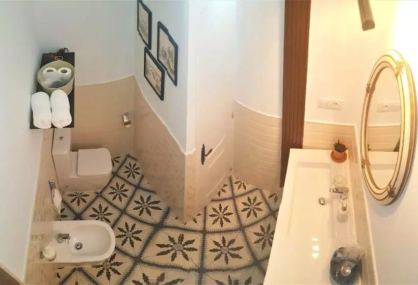 ペンション Los Canaritos