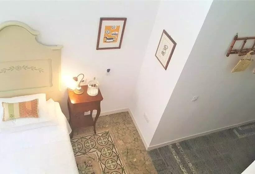 ペンション Los Canaritos