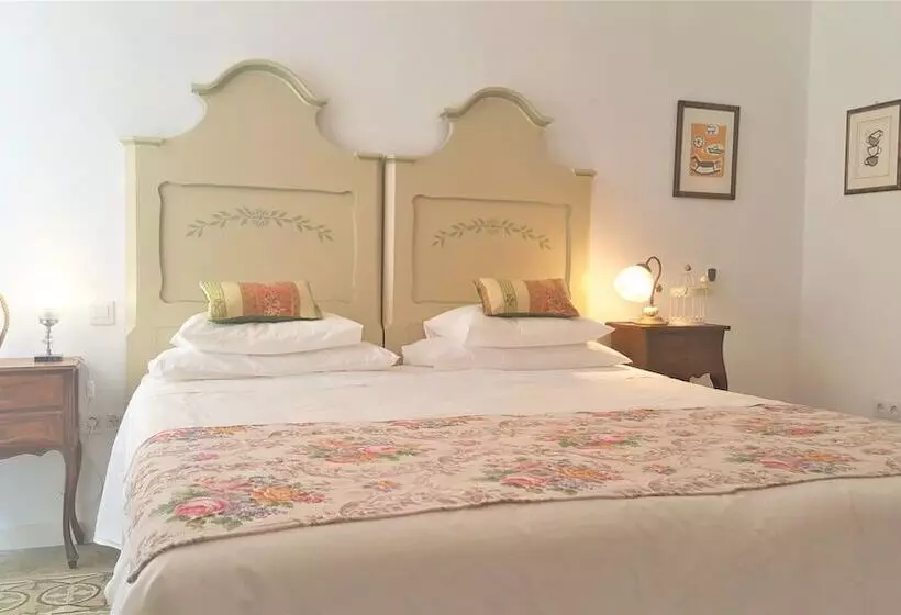 ペンション Los Canaritos