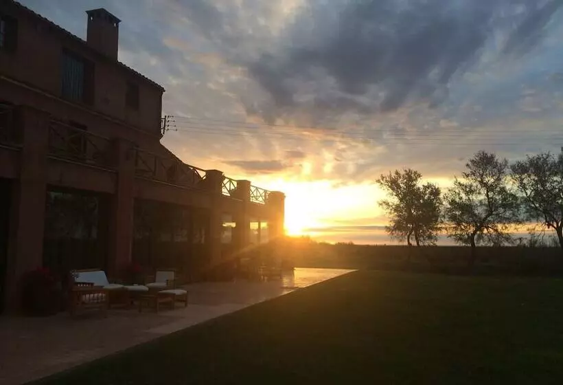 Majatalo Mas Del Mar