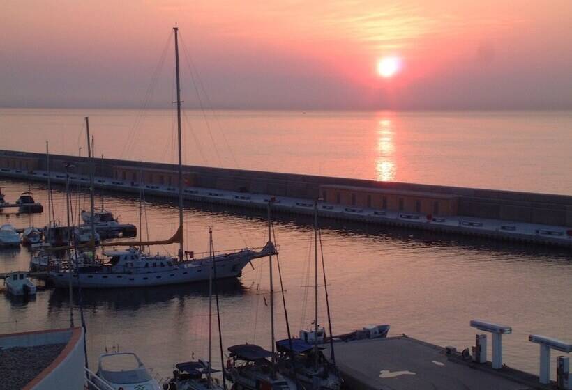 Villa Marina Del Port