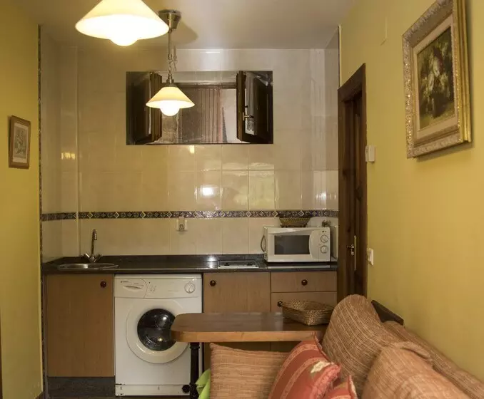 Apartamentos La Regoria