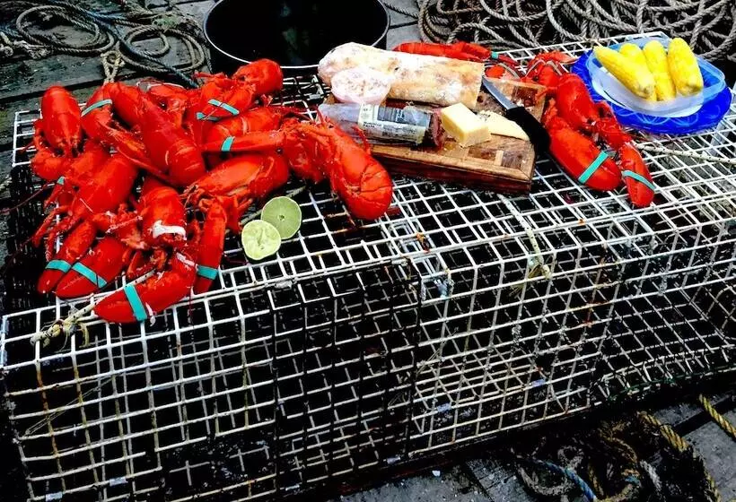 Captain Sawyer S Bed & Breakfast