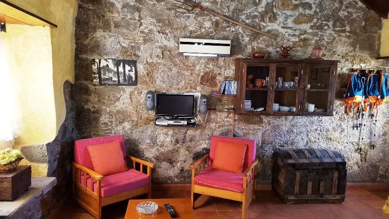 Casa Rural   Ländliches Haus, Pepita La De Las Flores