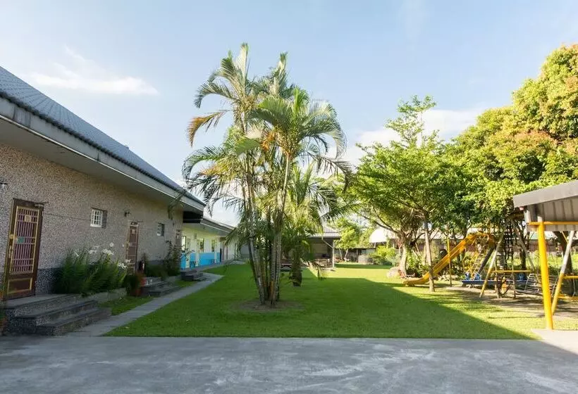 Guan's Garden Bed & Breakfast