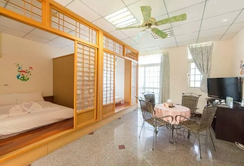 Guan's Garden Bed & Breakfast