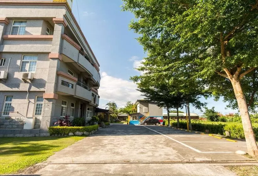 Guan's Garden Bed & Breakfast