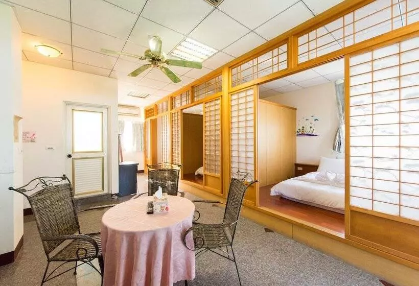 Guan's Garden Bed & Breakfast