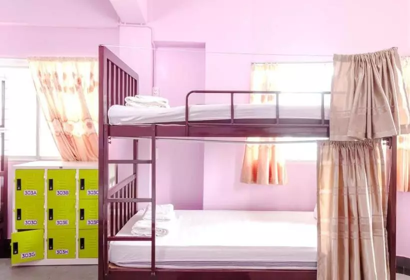 Hatyai Dee Hostel