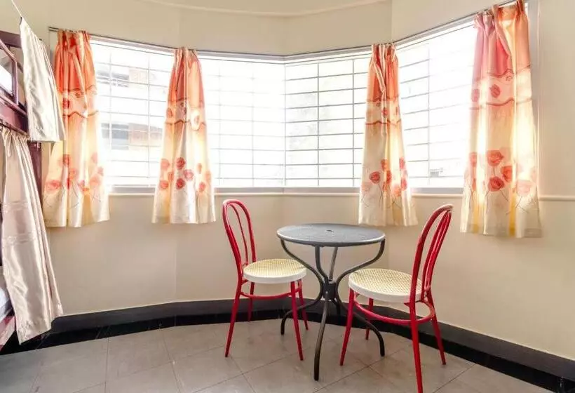 Hatyai Dee Hostel