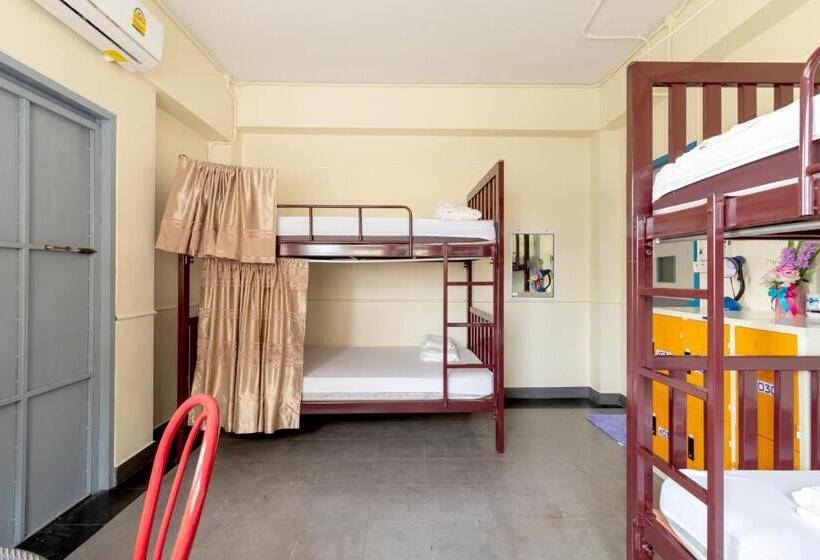 Hatyai Dee Hostel