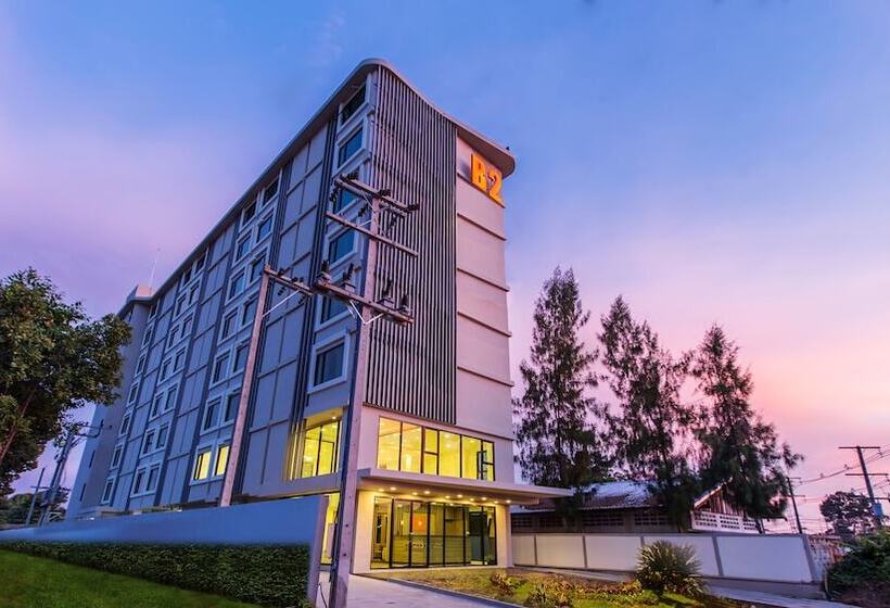 فندق B2 Ubon Premier