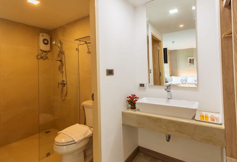 فندق B2 Ubon Premier