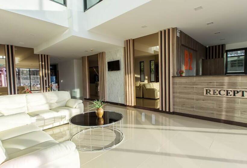 فندق B2 Ubon Premier