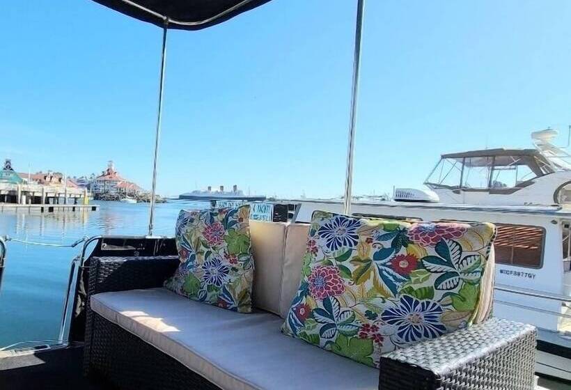 ホテル Dockside Boat & Bed Long Beach