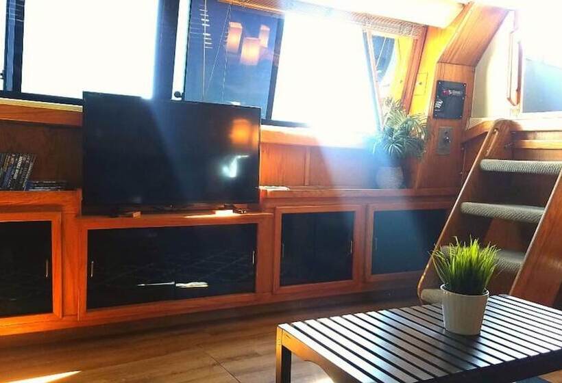 ホテル Dockside Boat & Bed Long Beach