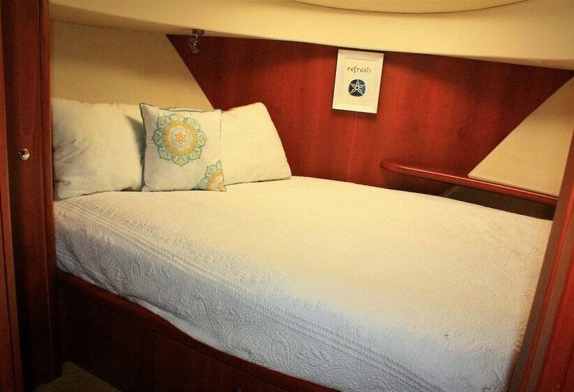 ホテル Dockside Boat & Bed Long Beach