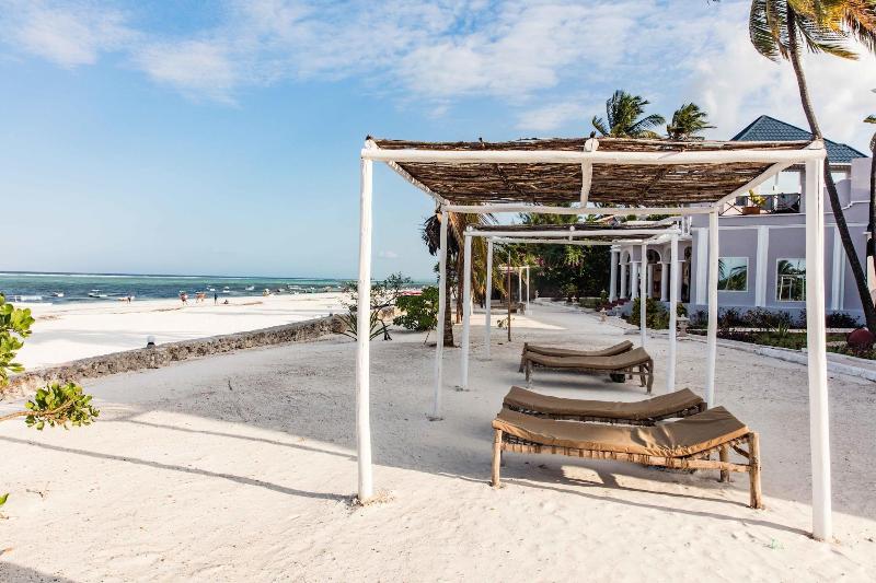 בית מלון כפרי Jafferji Beach Retreat