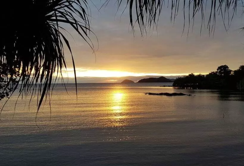 Hotelli Naivacha Tent Koh Mak