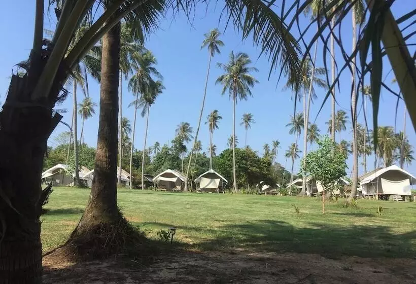 Hotelli Naivacha Tent Koh Mak