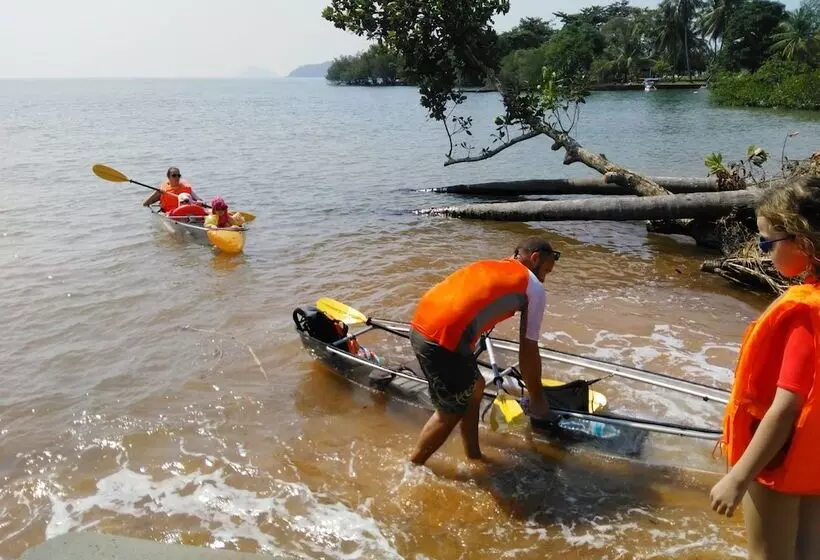 Hotelli Naivacha Tent Koh Mak