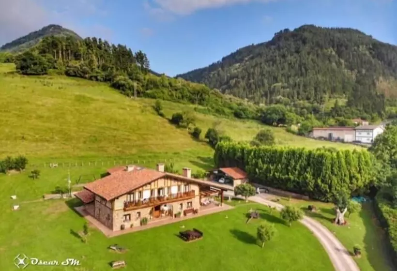 Maaseutuhotelli Lezamakoetxe