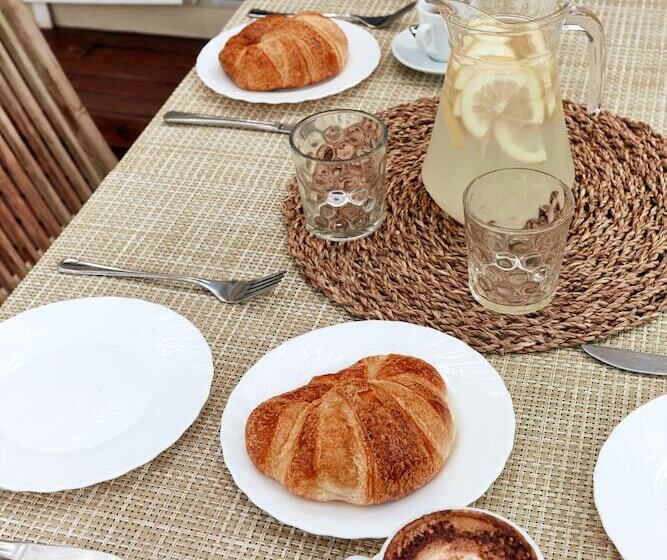 هتل Taiga Delta De L Ebre