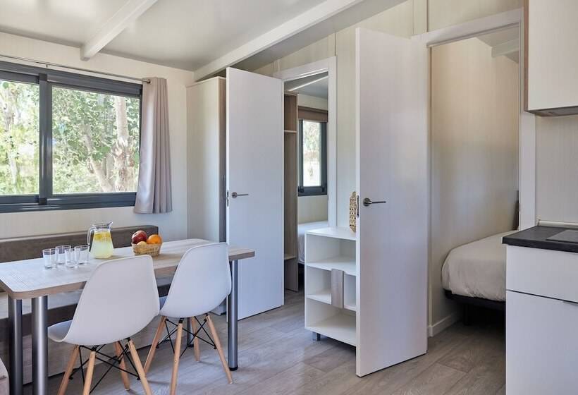 هتل Taiga Delta De L Ebre