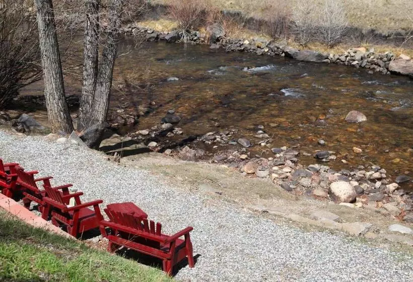 Motelli Argo Inn And Suites