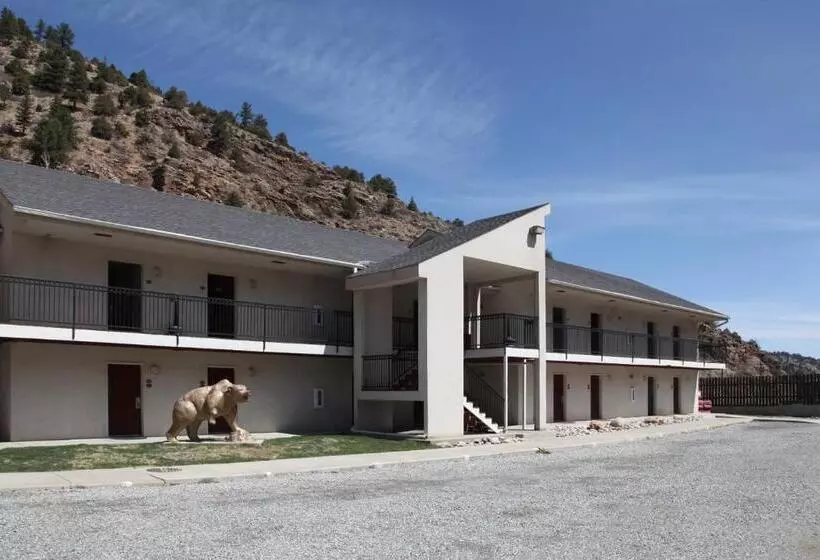 Motelli Argo Inn And Suites