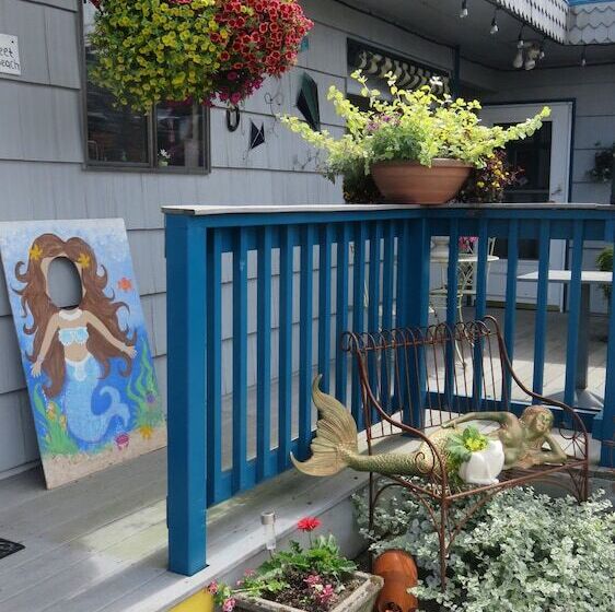 מוטל Mermaid Inn