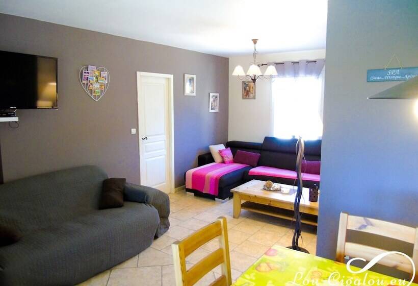 ペンション Lou Cigalou