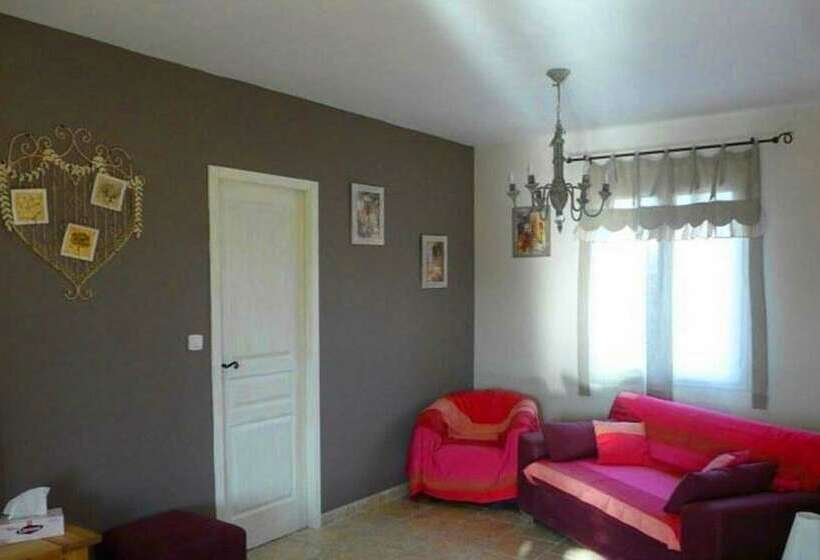 ペンション Lou Cigalou