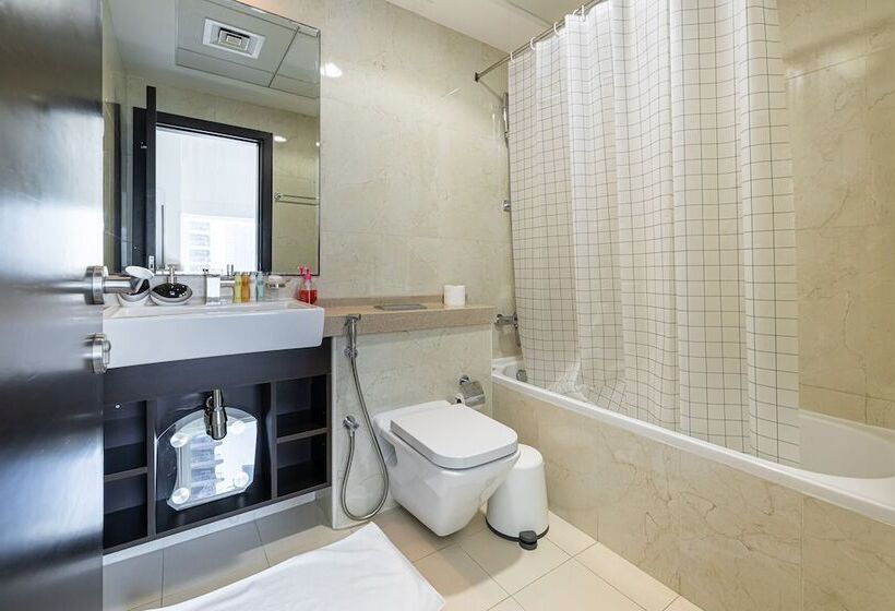 Dhh   Botanica Tower